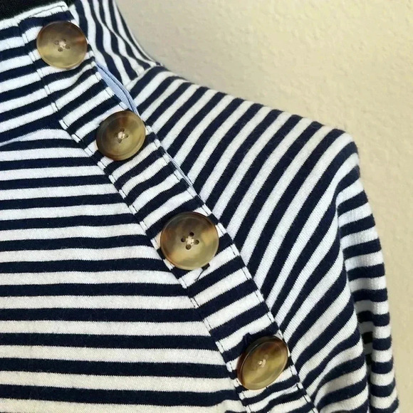 Vineyard Vine Women’s Navy Blue White Striped Mock Turtleneck Top Medium - Picture 3 of 11